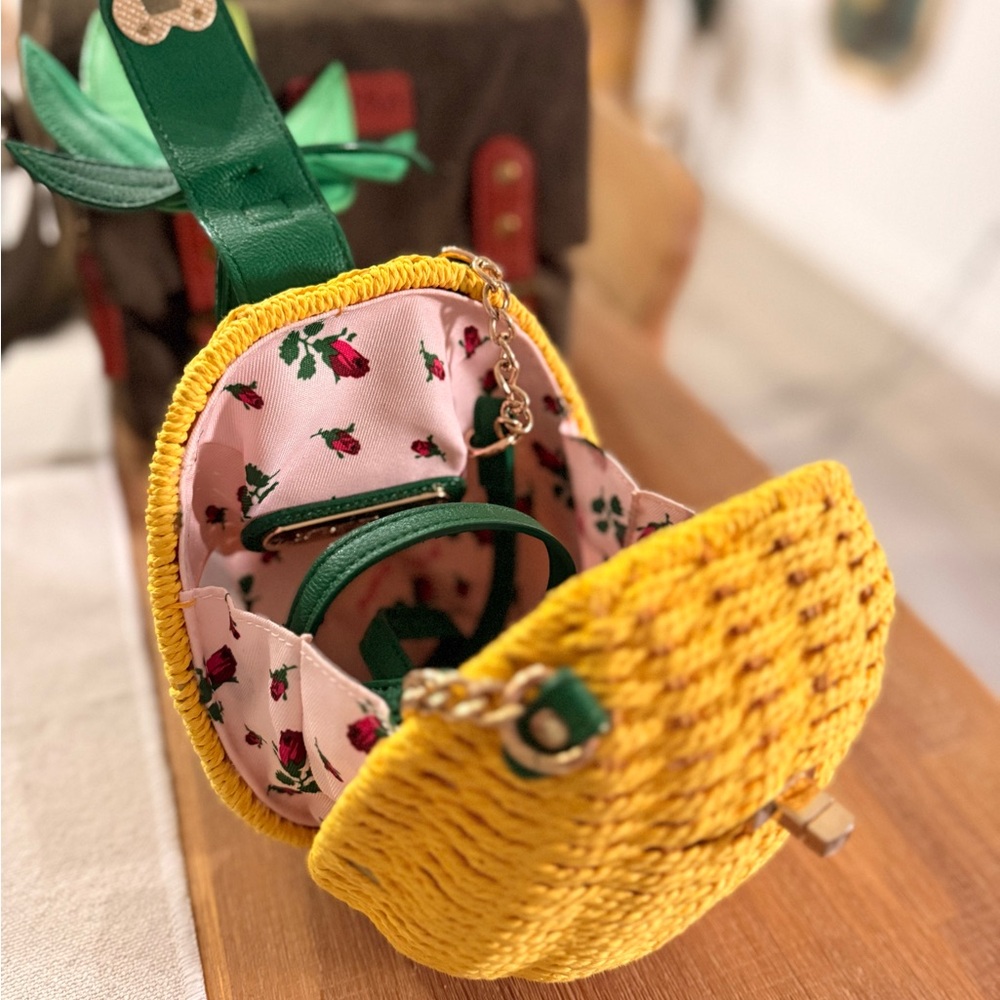 Betsey Johnson Pineapple Woven Crossbody Bag with wrist strap - Picture 6 of 9